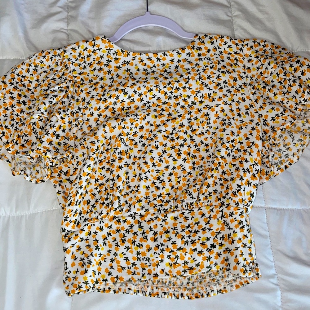 floral cropped shirt